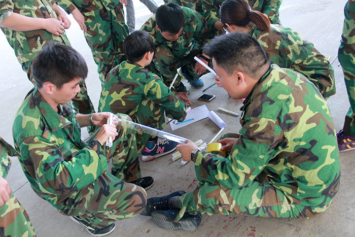2017年2月13-15日，217永信贵宾会“虎狼路”户表拓展训练圆满实现