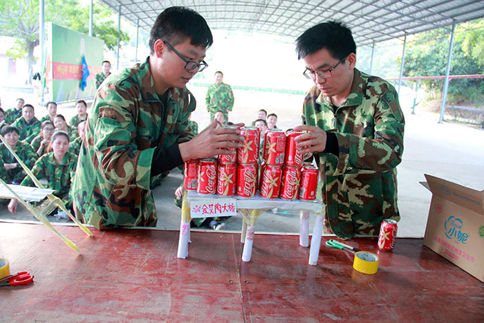 2017年2月13-15日，217永信贵宾会“虎狼路”户表拓展训练圆满实现