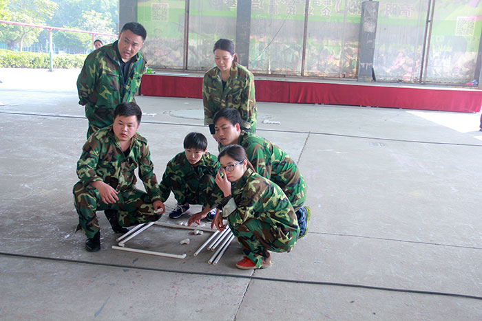 2017年2月13-15日，217永信贵宾会“虎狼路”户表拓展训练圆满实现