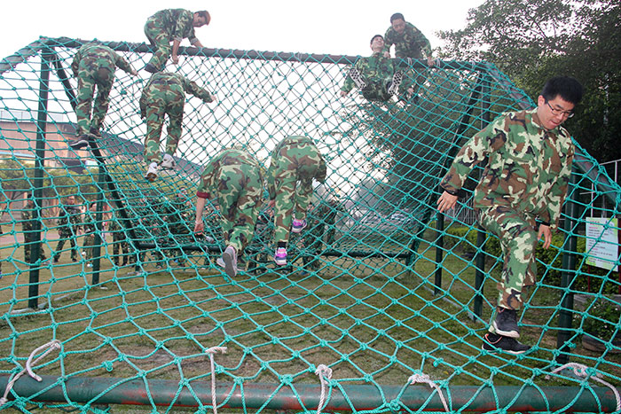 2017年2月13-15日，217永信贵宾会“虎狼路”户表拓展训练圆满实现