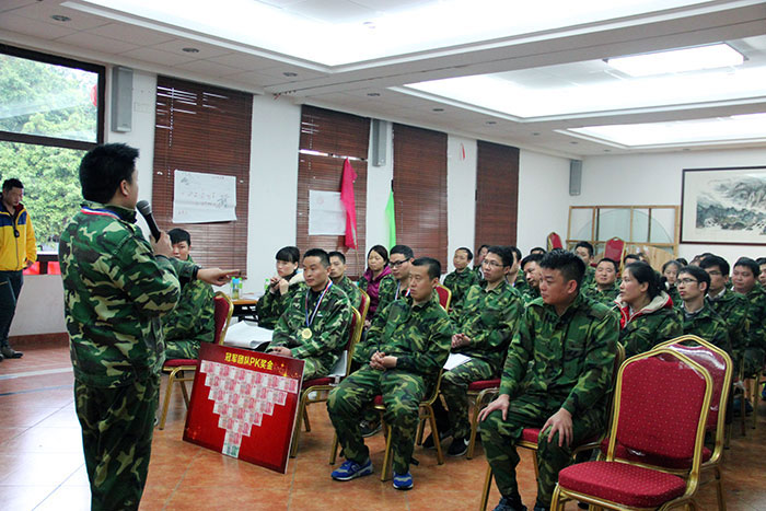 217永信贵宾会营销总经理罗胜做总结性讲话